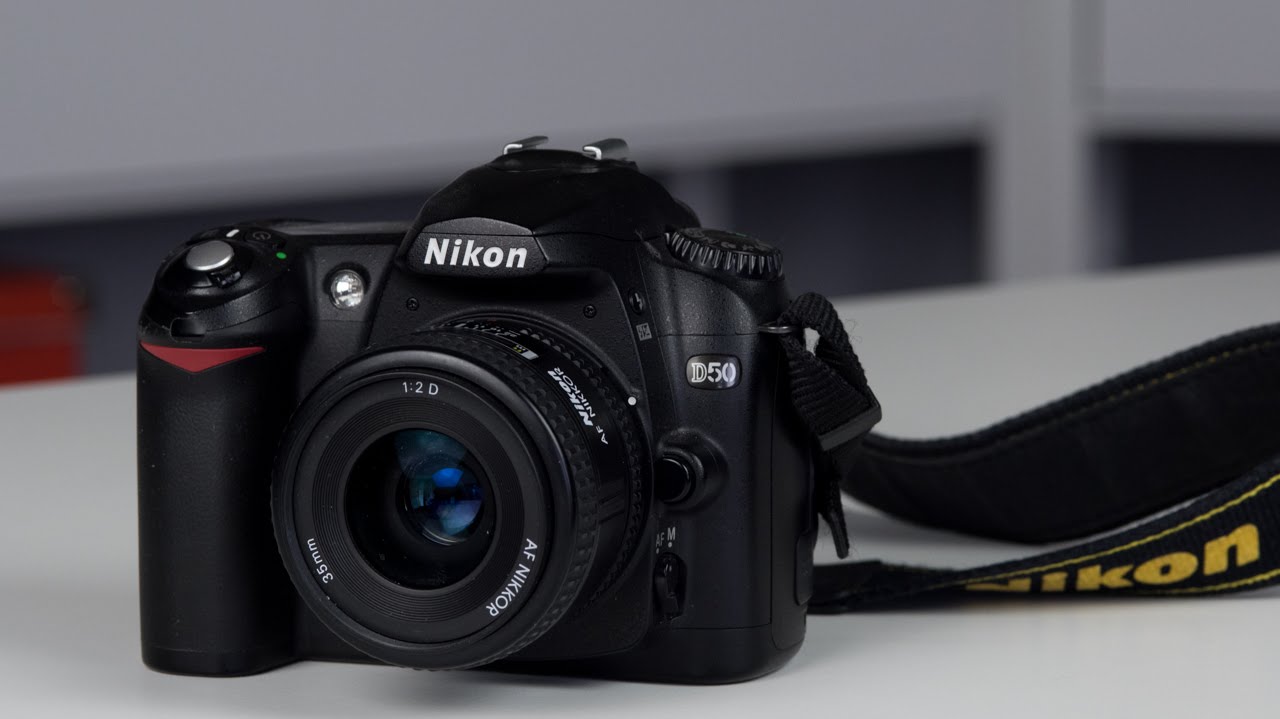 Nikon D50 and 35mm f/2D - What I’m Shooting With This Week