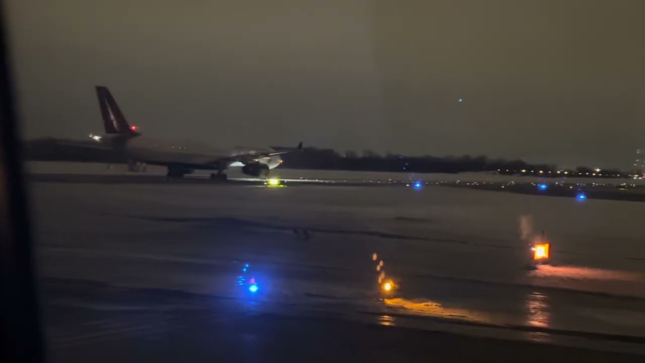 YUL take off_Boeing 747 MAX_Feb 16 2026