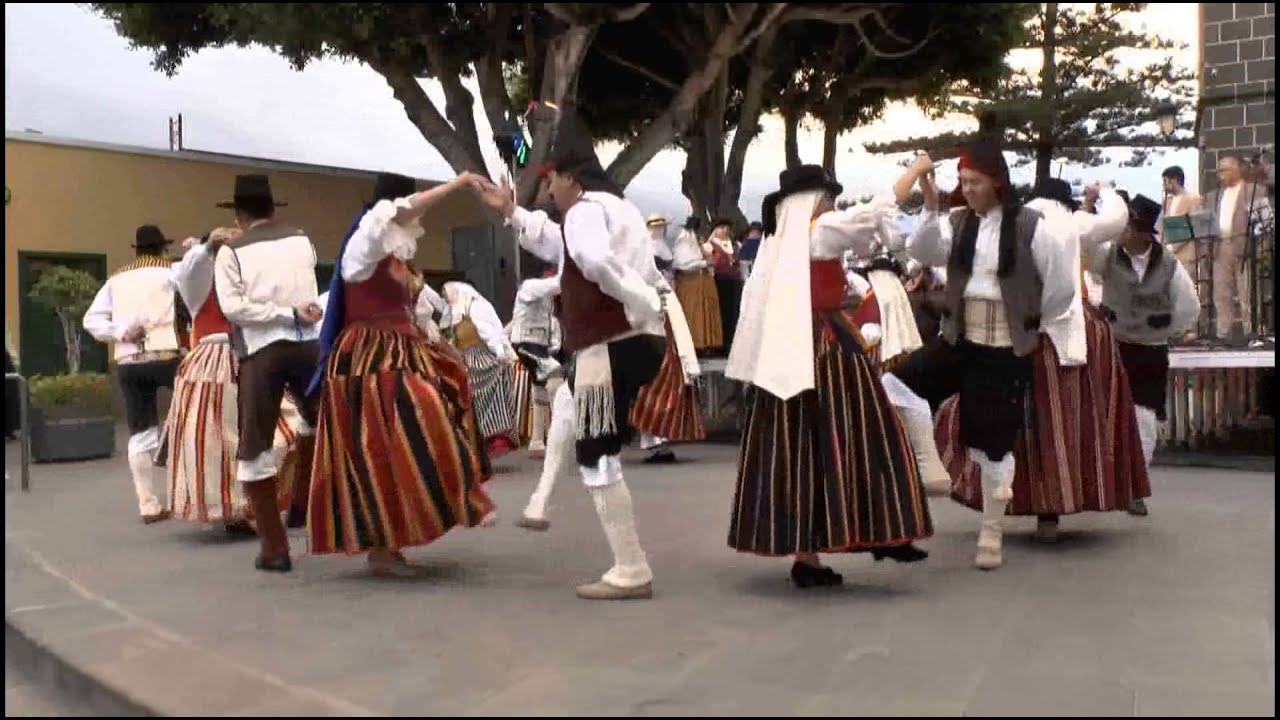 ESC. DE FOLKLORE DE STA. BRIGIDA.CON 