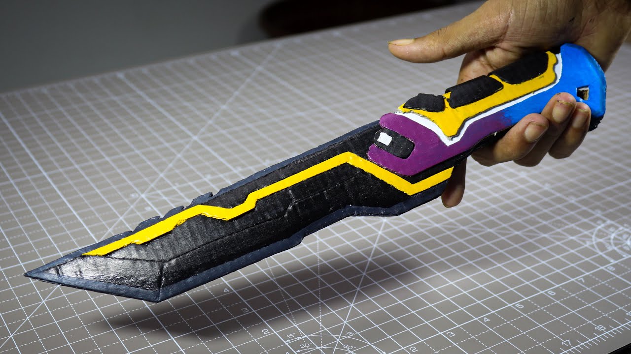 Making Glichpop Knife From Valorant | Cardbord DIY
