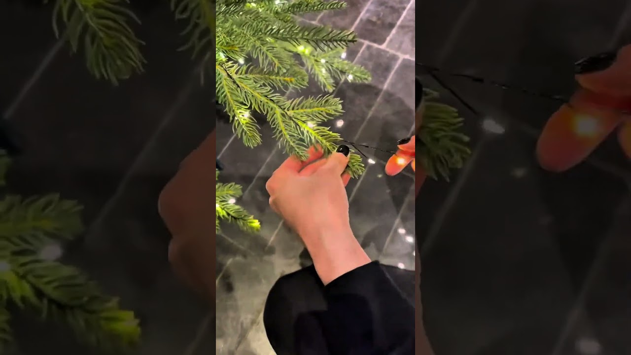 #christmas  Hacks 125--How do you wrap strings of lights around a Christmas tree?#xmas #decoration