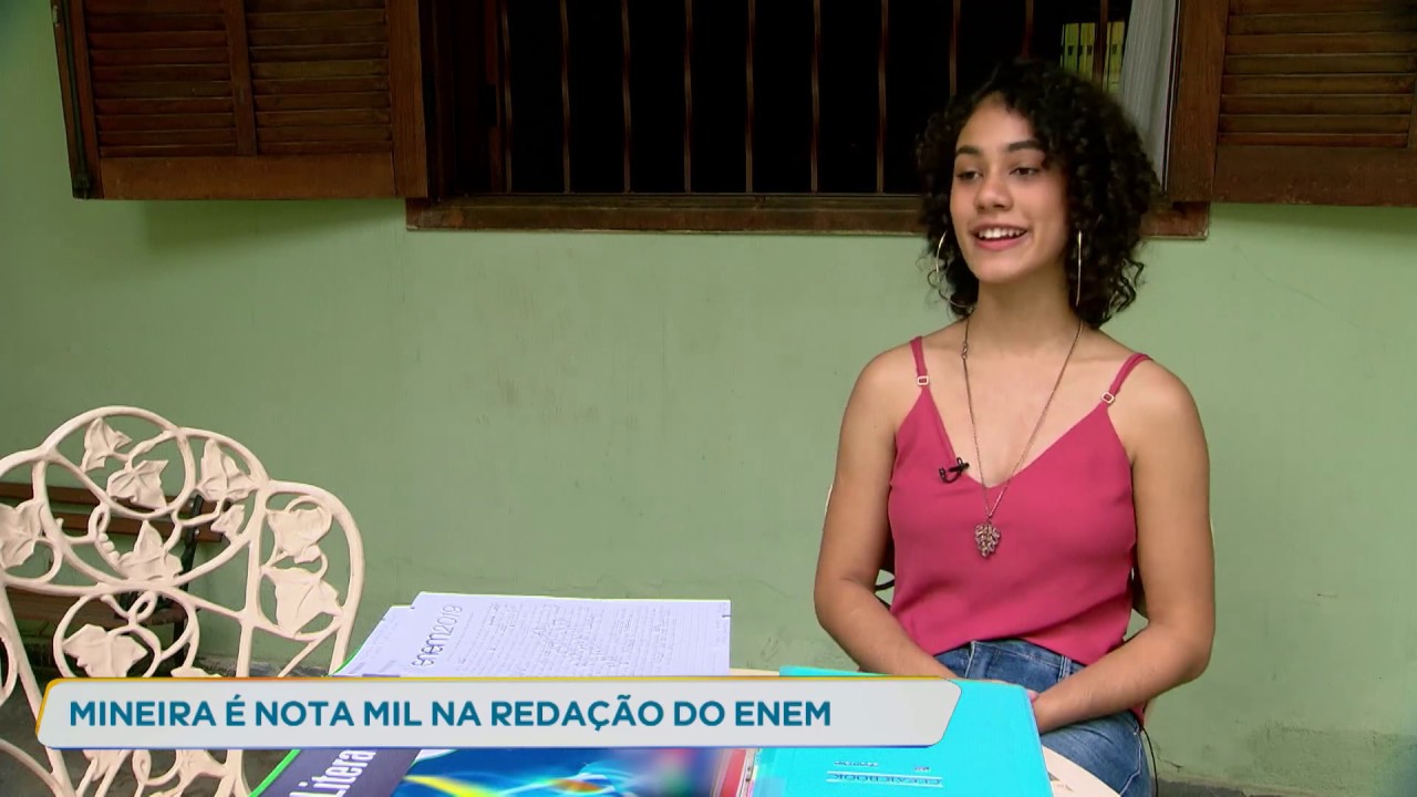 Aluna de escola pública de BH tira nota máxima na redação do Enem