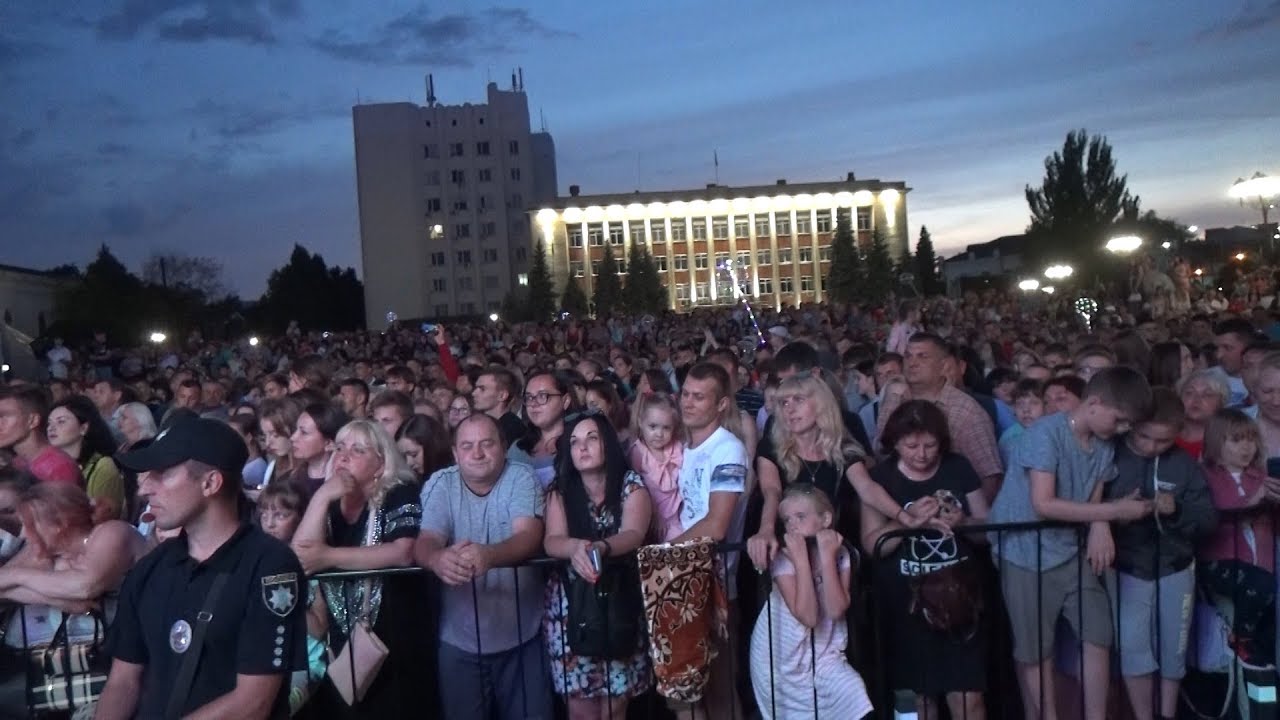 Відкриття реконструйованої площі Соборності в Умані.