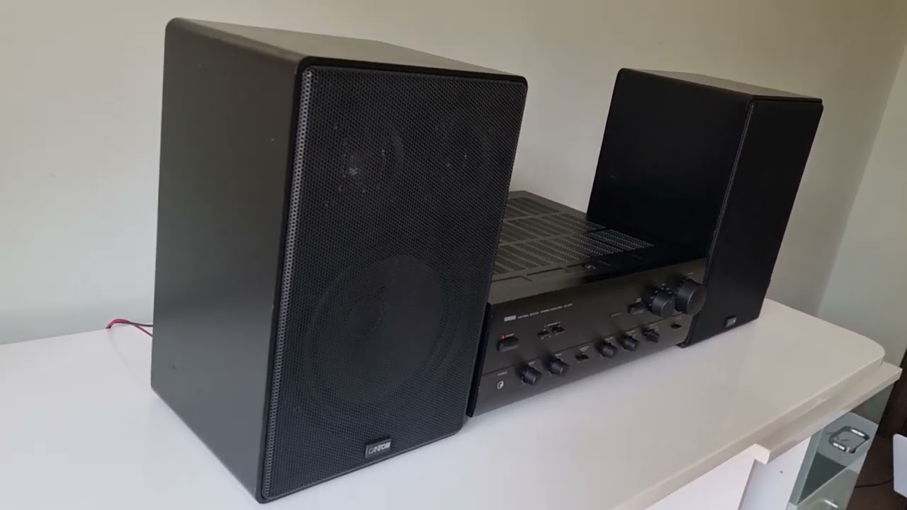 Yamaha AX-570 integrated amplifier & Canton GLE 60 speakers