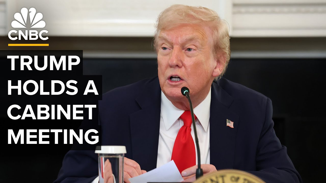 President Trump holds a cabinet meeting at the White House &mdash; 10/9/2025
