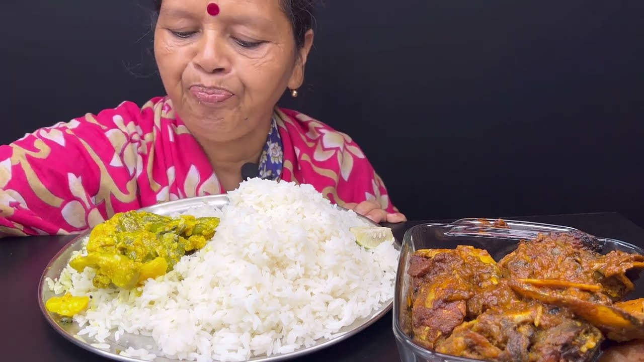 BIGBITES,EATING RICE WITH FISH HEAD CURRY,MIX VEG।।HUGE RICE