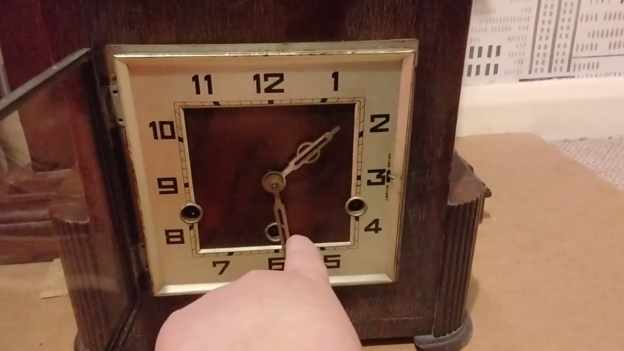 Vintage 1800s foreign wall clock (all chimes) 