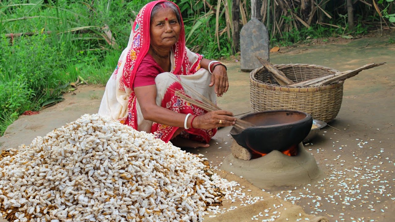Khoi Vaja || গ্রাম বাংলার ঐতিহ্যবাহী খই ভাজা || Haw to make Puffed Rice || Village Food ||