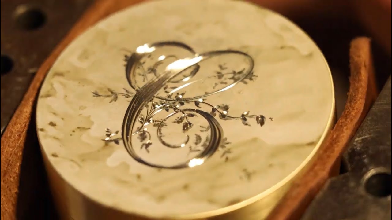 Hand Engraving Jewelry Case Ribbon Script C