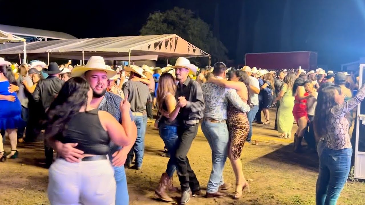 Baile🔥con Rio Grande en la boda de Azucena y Mike en el rancho Durango. 