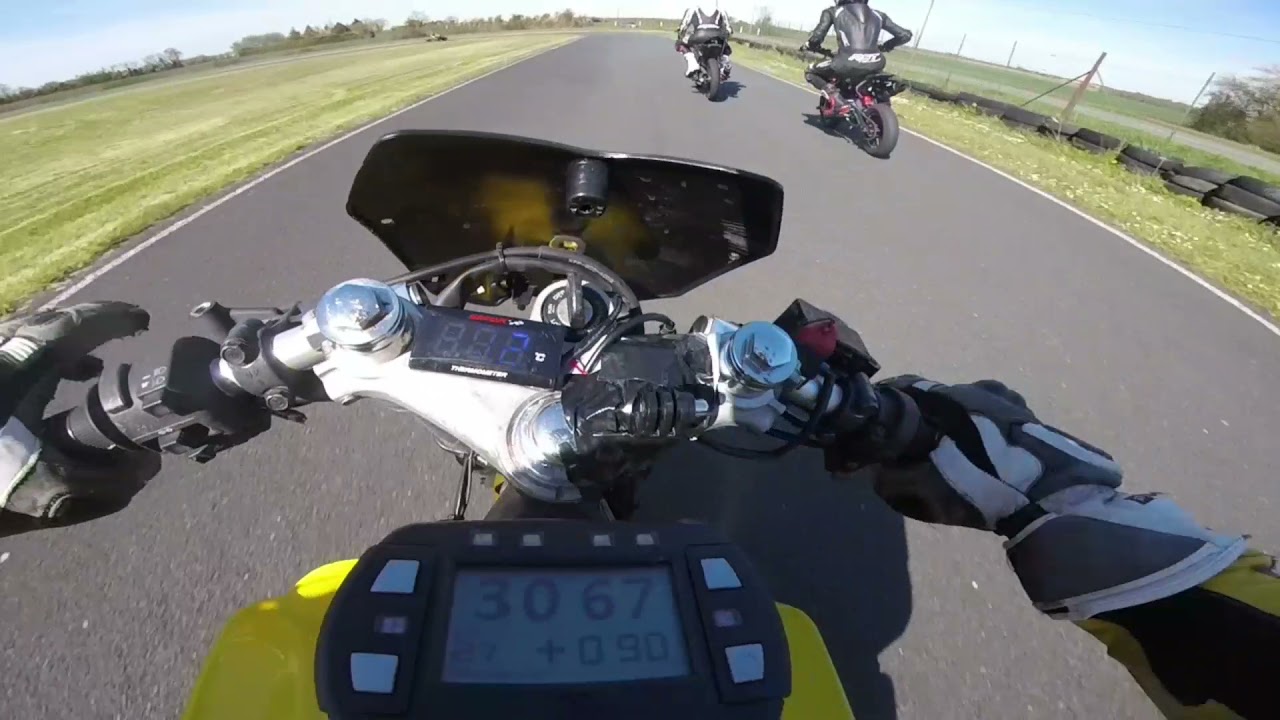 Roulage motos circuit promosports de rouillé en 125 cbr piste