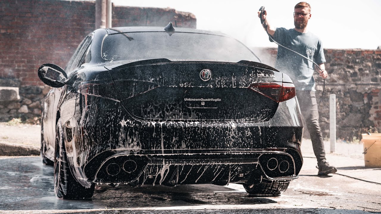 Alfa Romeo Giulia Quadrifoglio Detailing - Cinematic 4k - Dirty Deeds Detailing