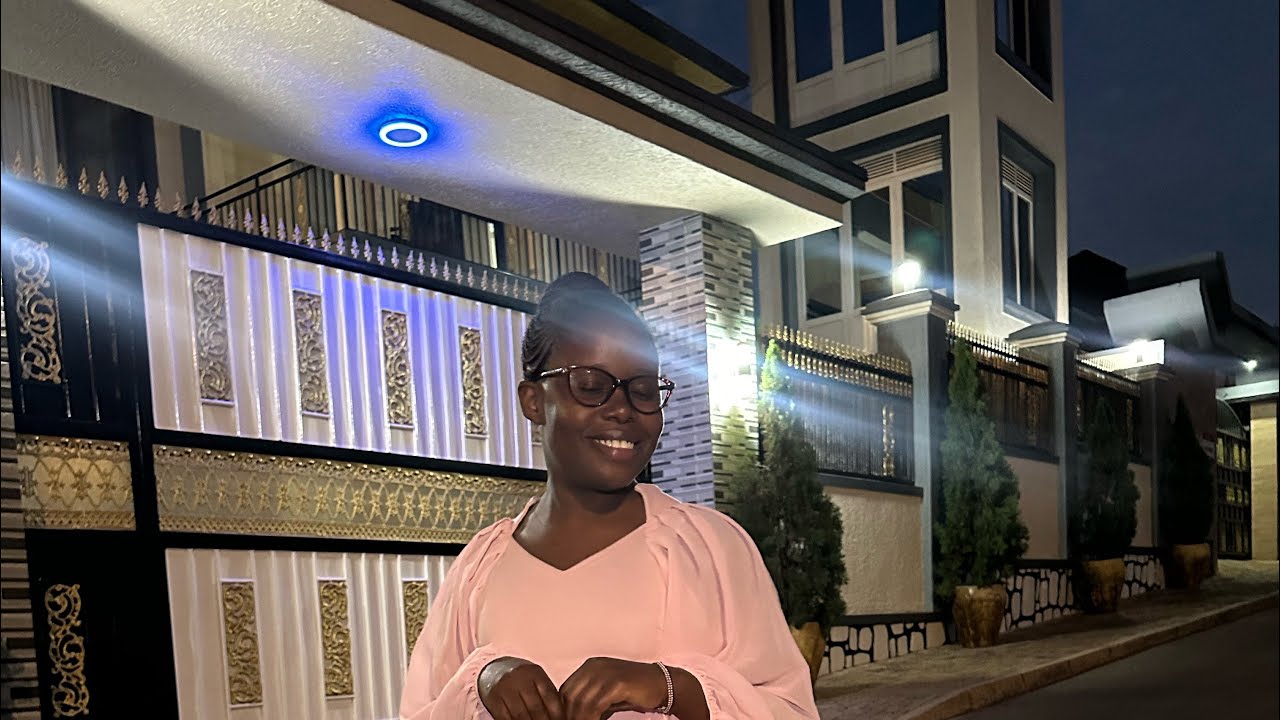 Inside the Richest Neighborhood in Kigali Rwanda 🇷🇼|| Kigali Bus Experience