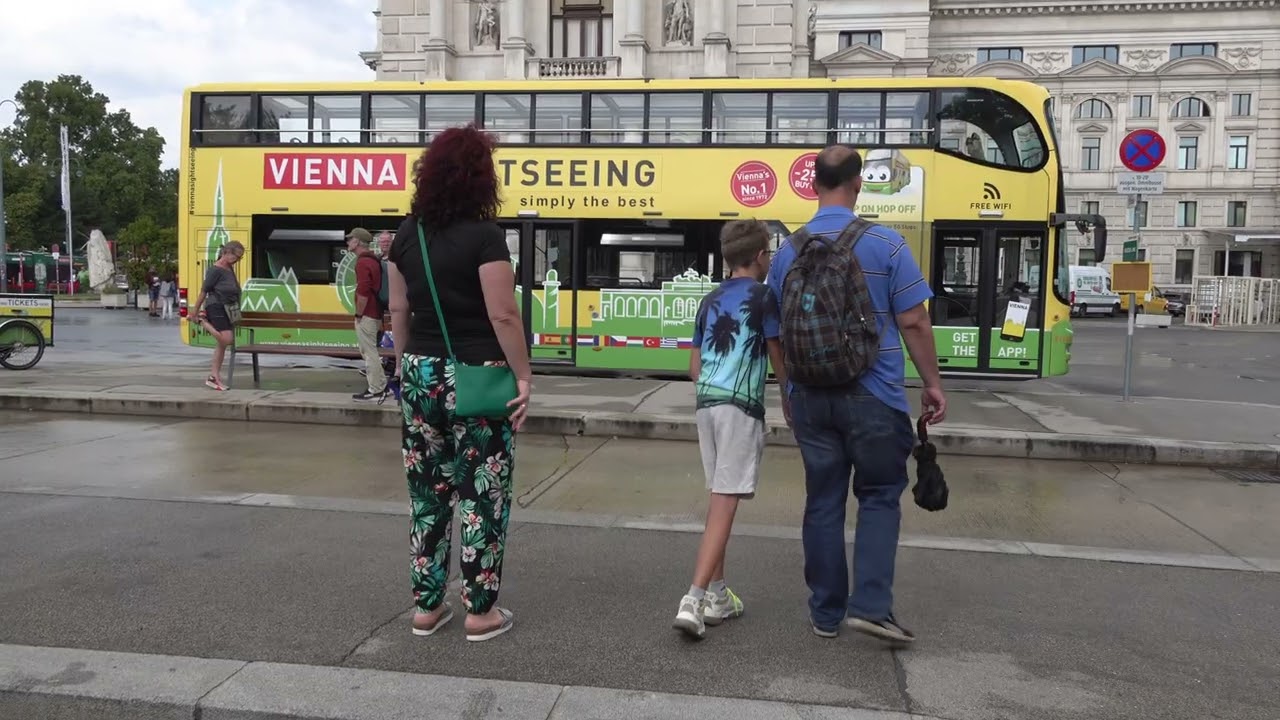 Sony FDR AX700 Video Footage - Vienna in 2023