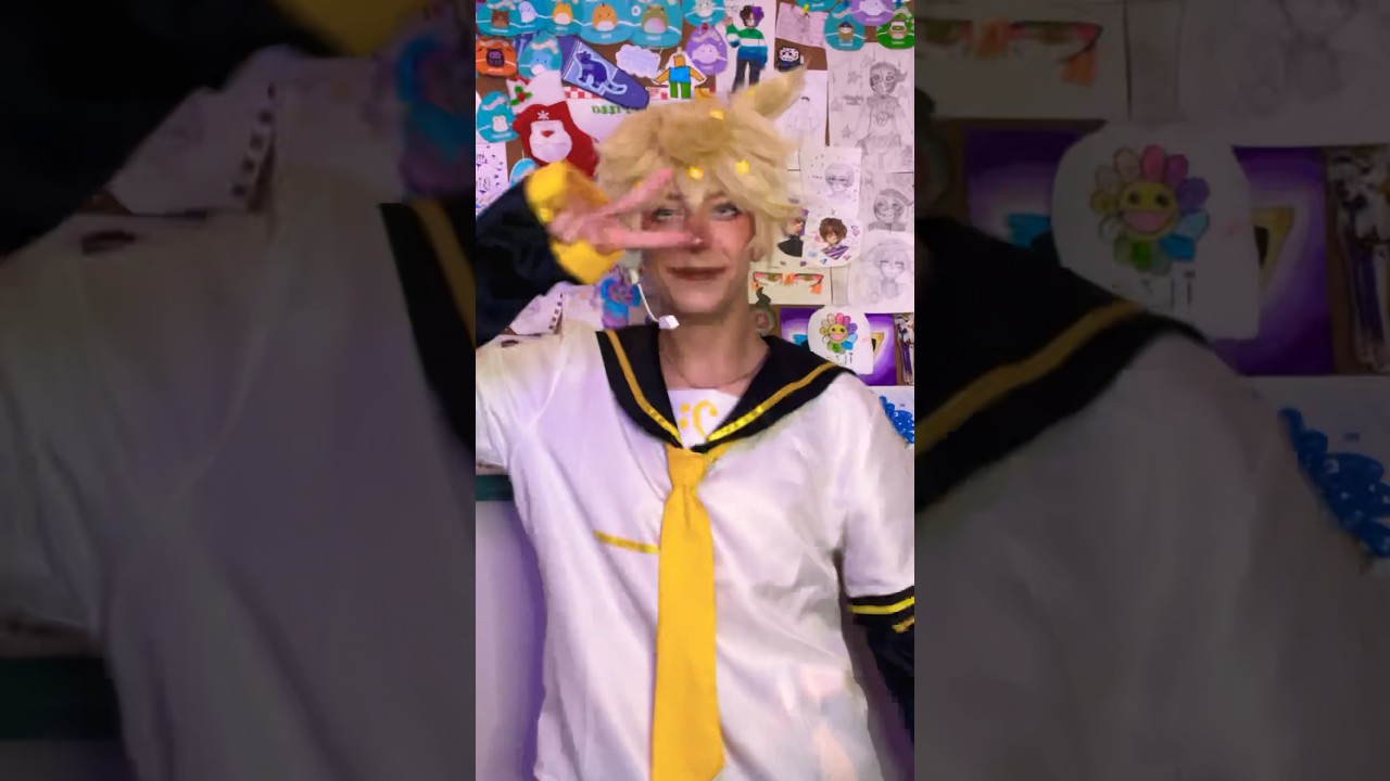 #fypシ #anime #cosplay #lenkagamine #vocaloid
