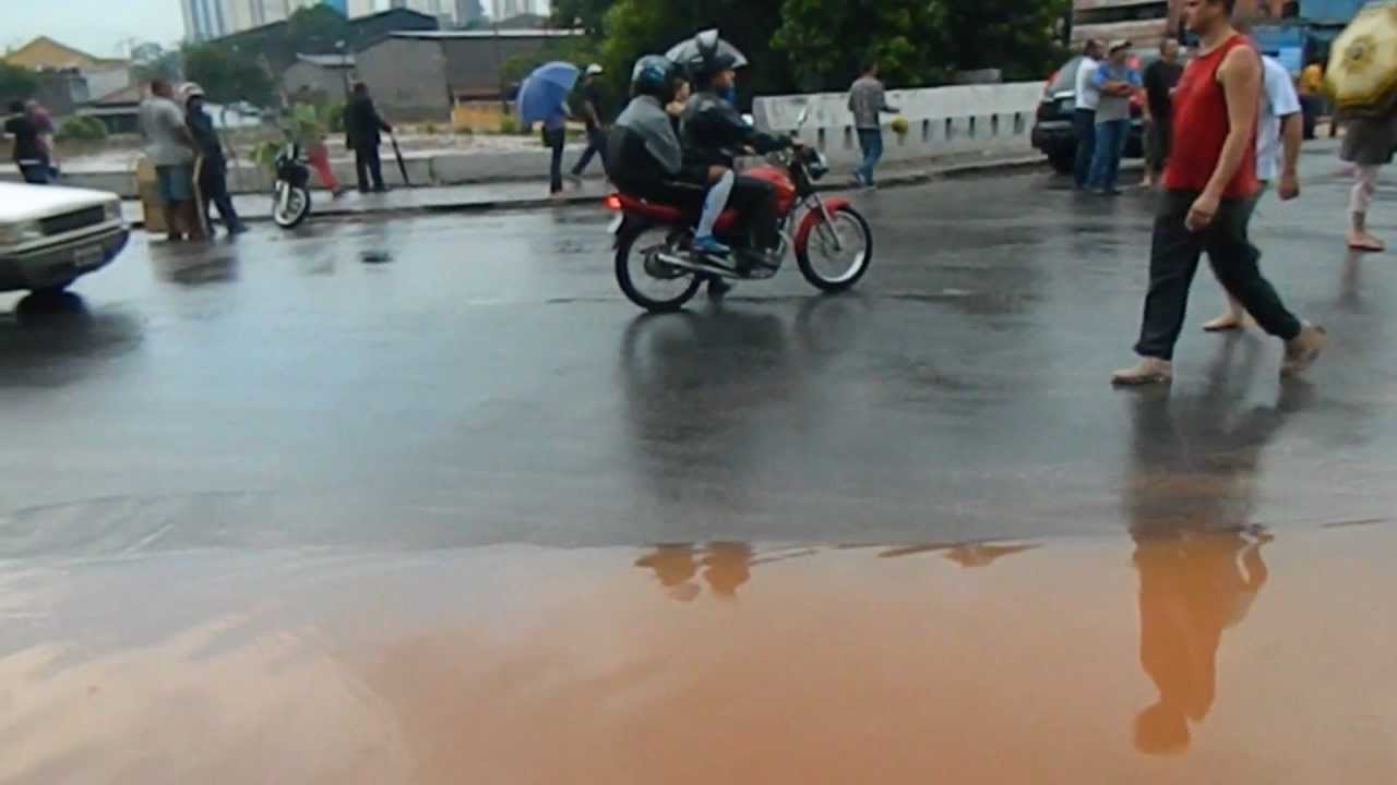 Enchente - Caos em Taboão da Serra - SP/ Flood - Chaos in Taboão da Serra
