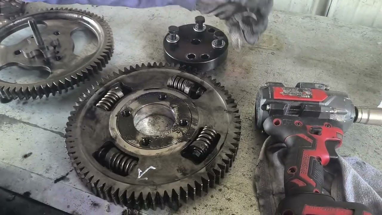 QSX15 DISMANTLE TIMING GEAR