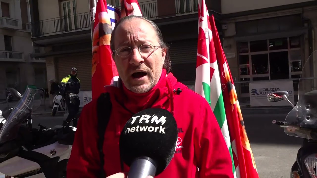 Bari, sciopero lavoratori Feltrinelli, Filcams e Fisascat: “Mesi di trattative con l'azienda”