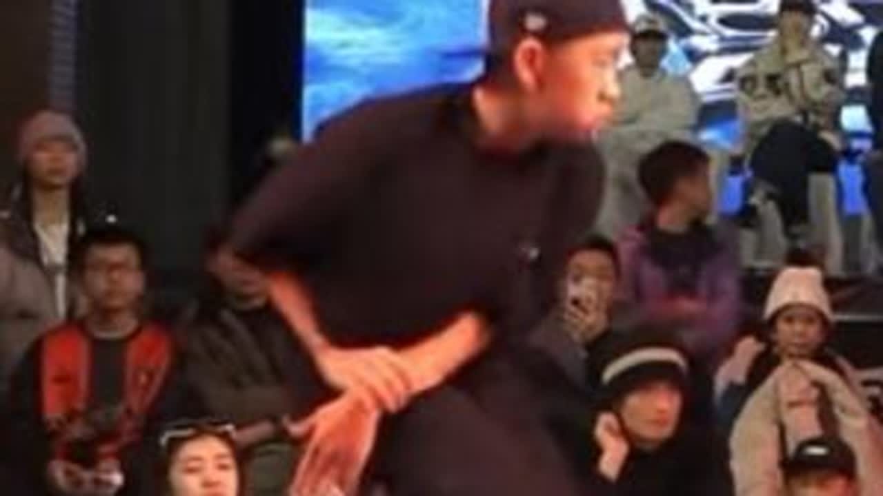 许振轩 bf少儿联队选拔赛×jdio分赛区 16-8#街舞 #许振轩 #hiphop #比赛现场 #这就是街舞