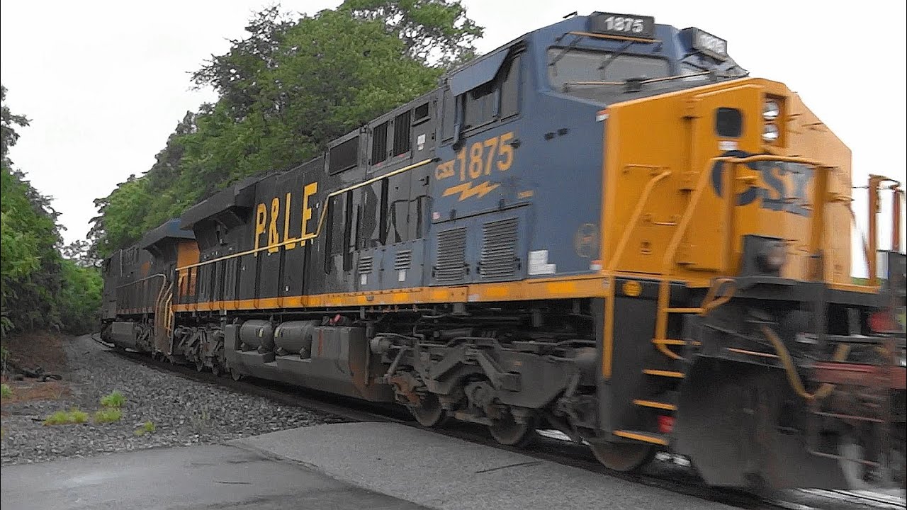 CSX P&LE (Pittsburgh and Lake Erie Railroad) Heritage Unit #1875