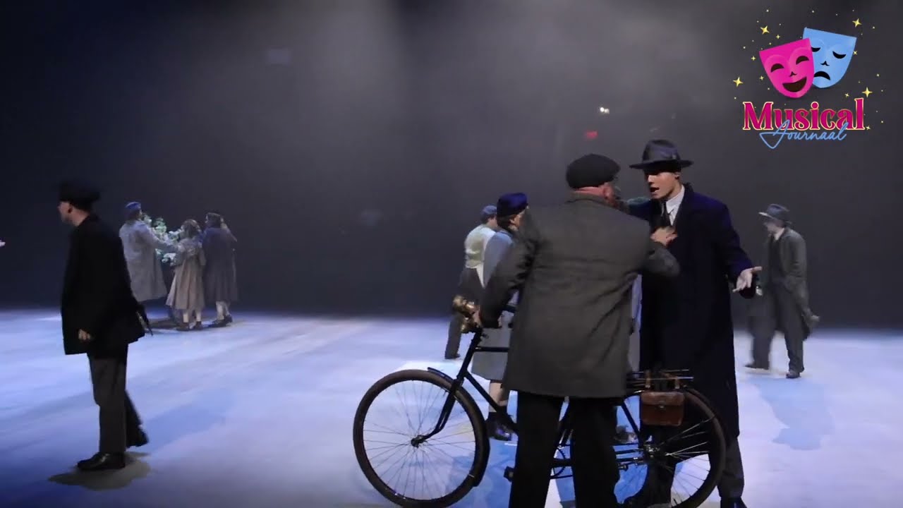 40 45 De Musical - De eerste 10 minuten van de show