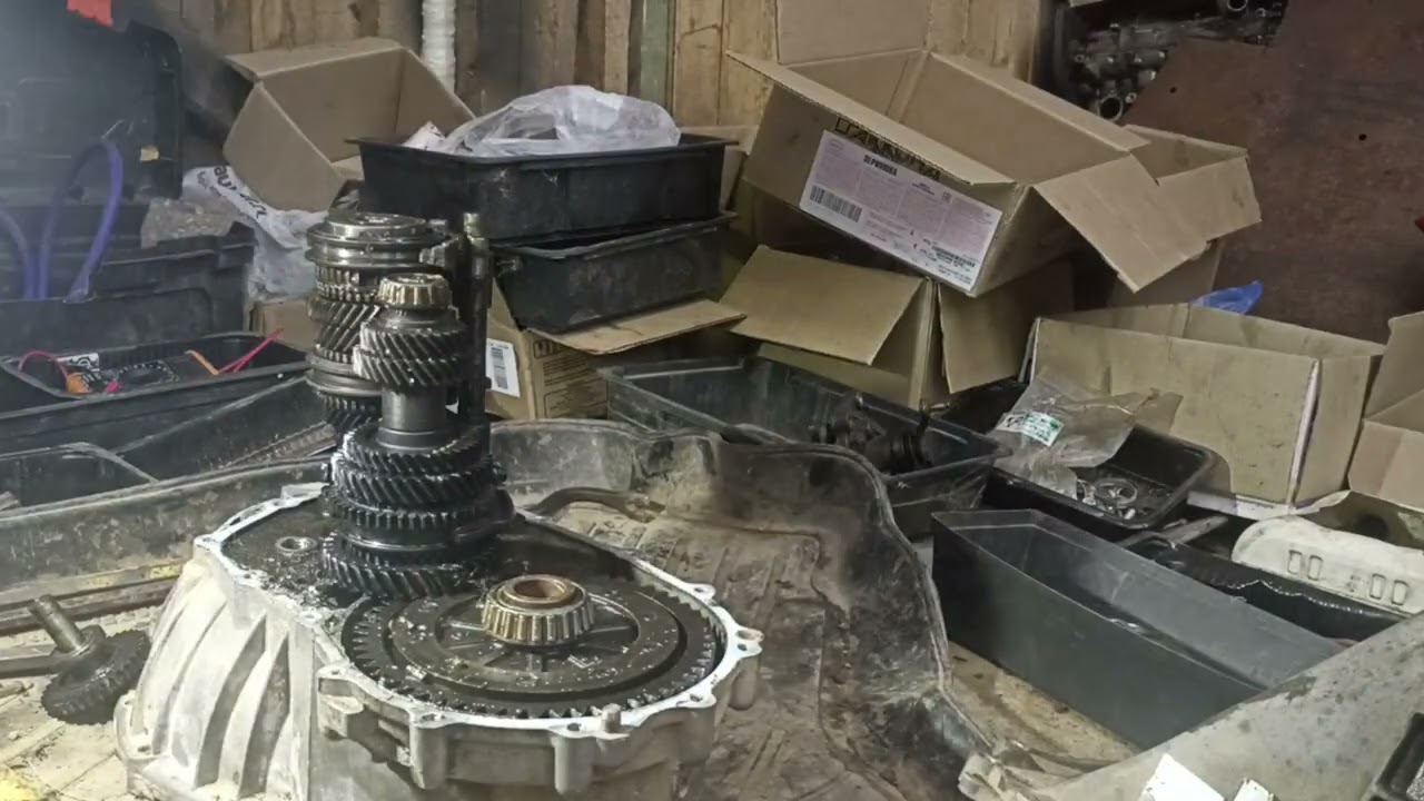 55  Разборка КПП Лифан СОлано 620 (Ч.2 Располовинывание корпуса и первичная визуальная дефектовка)
