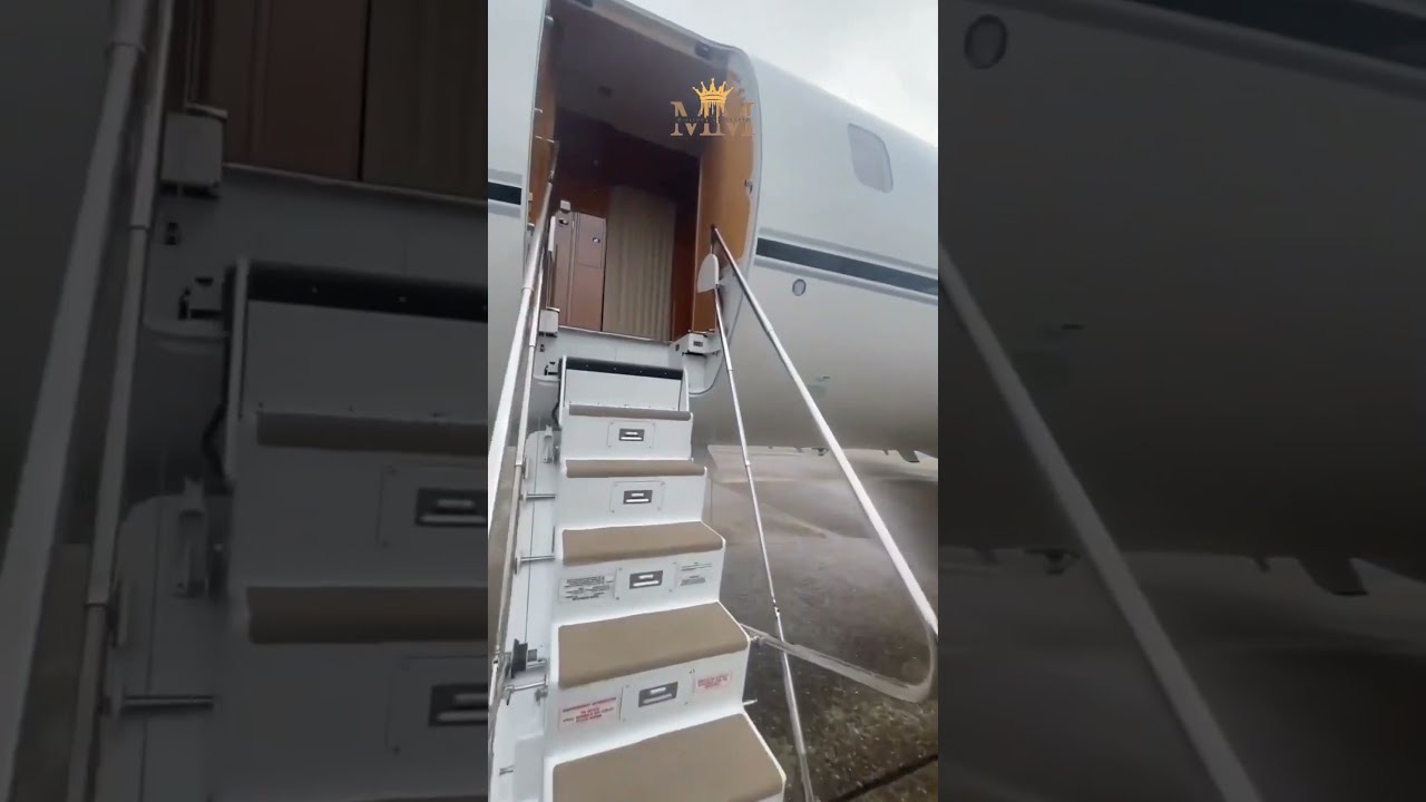 Inside the World's Most Expensive Private Jet: Bombardier Global 7500 Tour