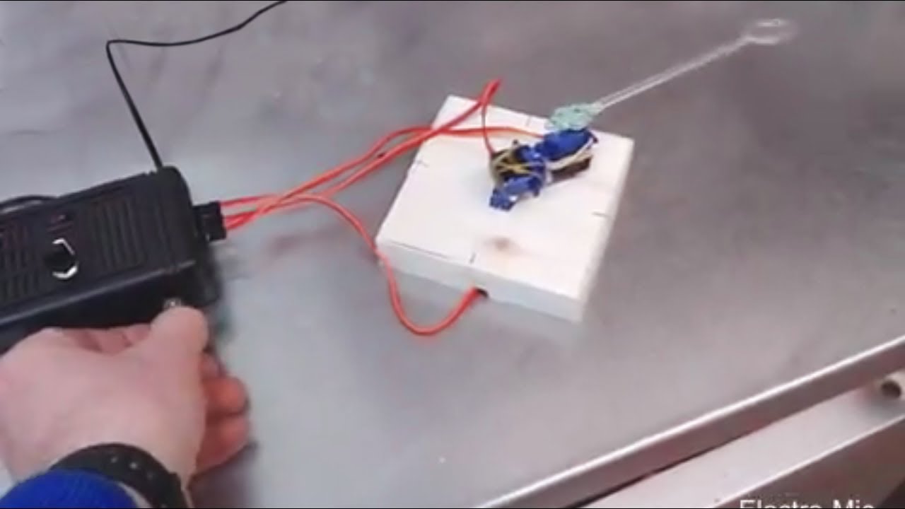 Piloter un servomoteur avec un NE555, sans Arduino