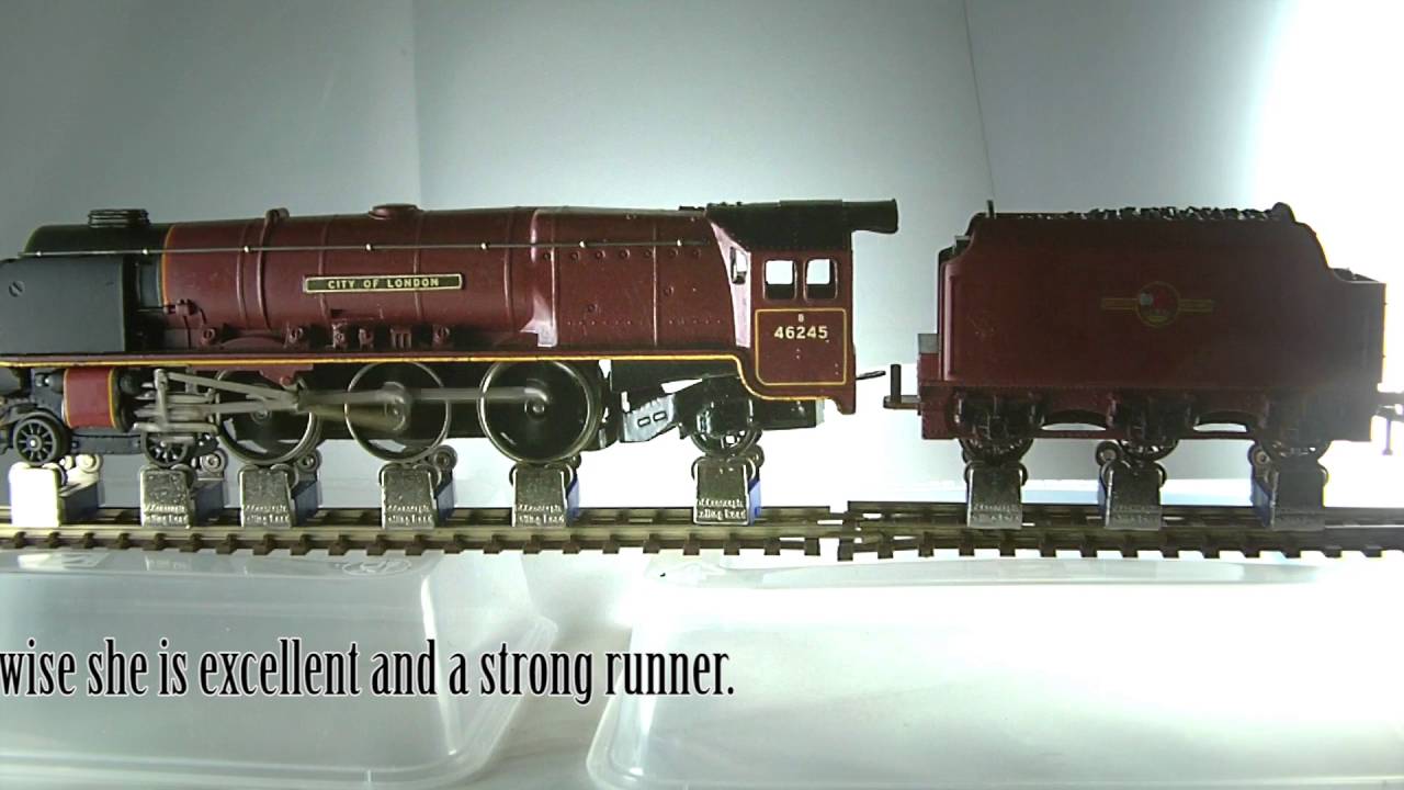 Hornby Dublo 2226 Duchess Class 'City of London' BR Maroon