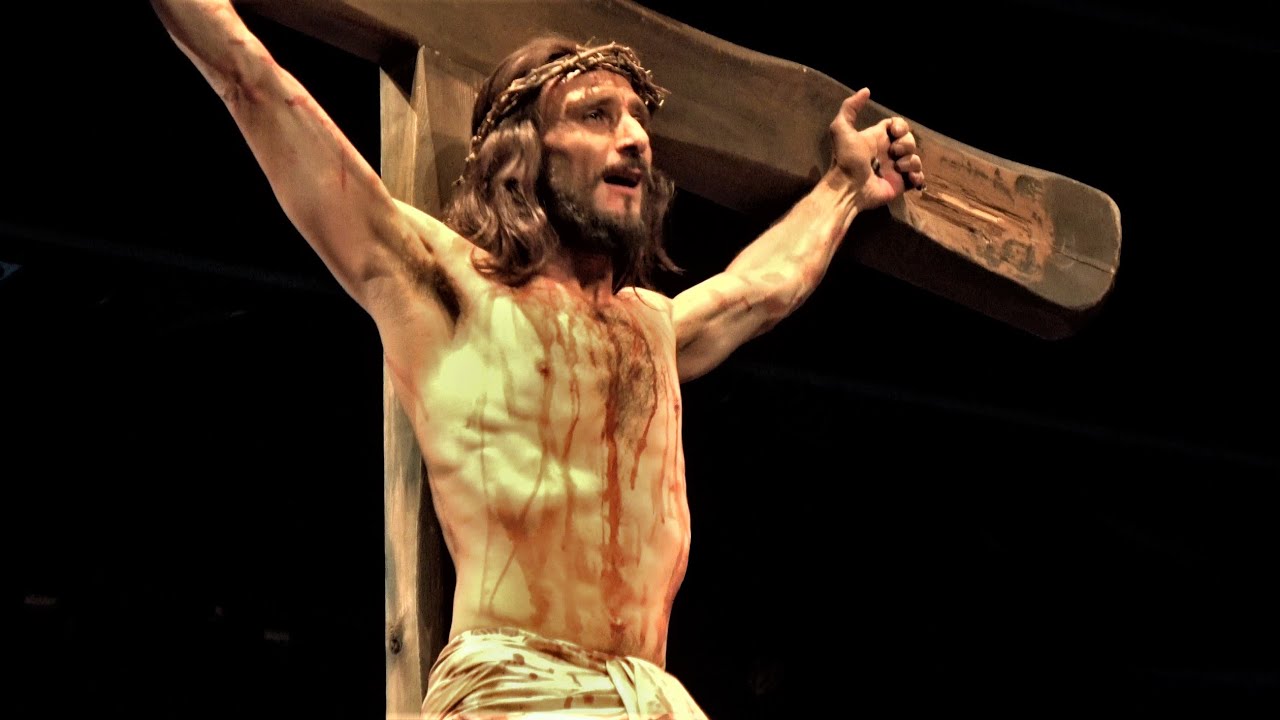La Passió d'Olesa 2016 - La crucifixió --- (Vídeo Agustí Boada)