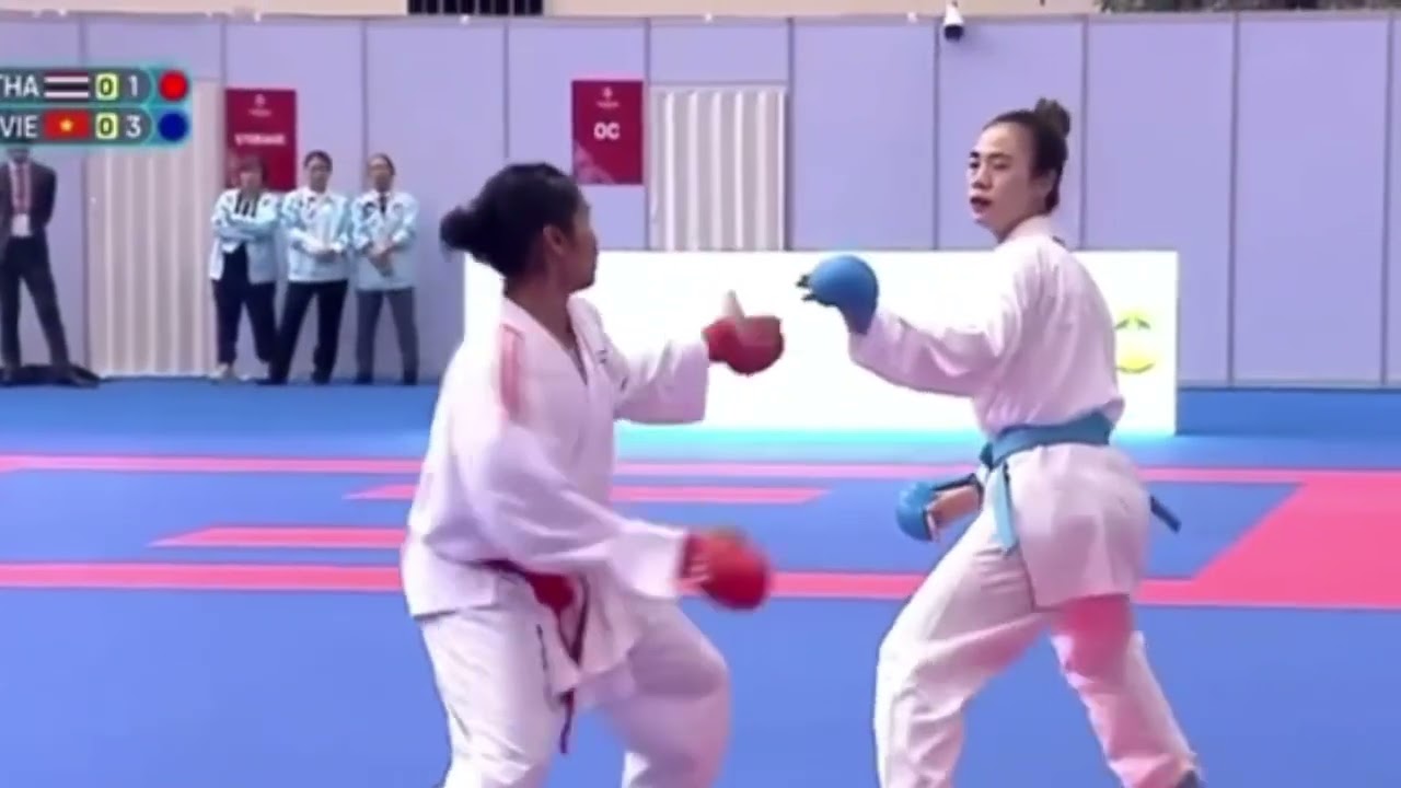 Mỹ tâm gót chân thảng đầu võ sỹ Thái Lan , dành huy chương vàng đồng đội #mtam,#dieuly