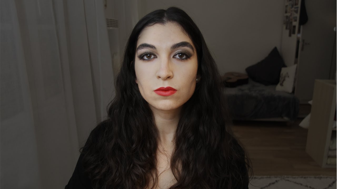 Makeup tutorial : Morticia Addams from the Addams Family