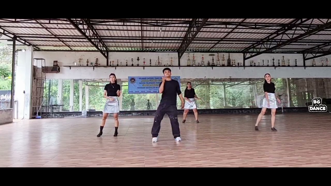 Double Take-Line Dance