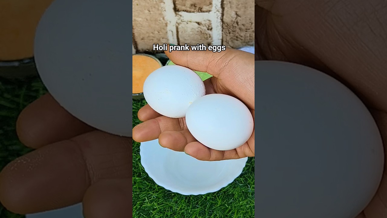 Let's make a prank on Holi#Holi prank#Happy Holi#होली#prank#Holi Masti with eggs#shorts