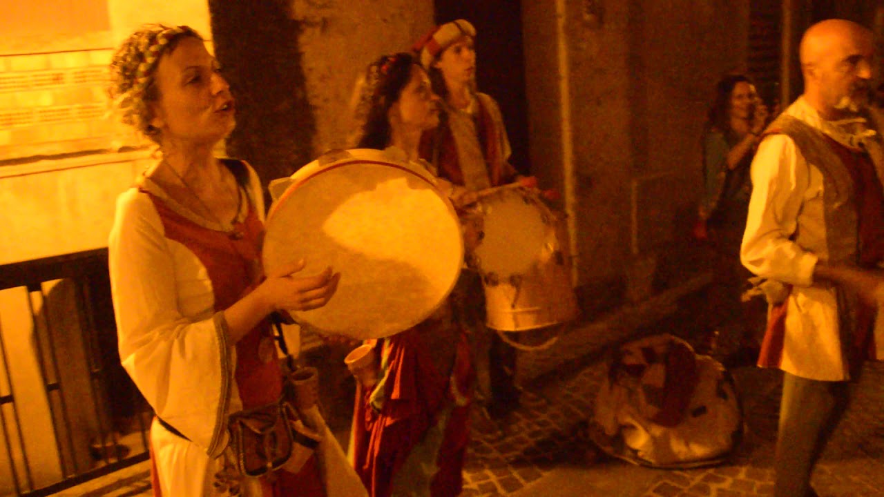 palio di ribusa: I menestrelli