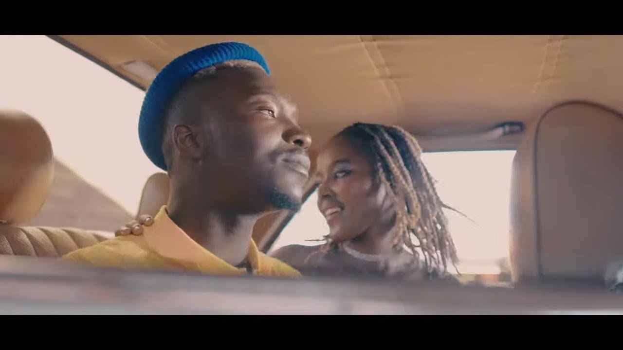 Master S FT Lwazzy & Carries T  ( Dumelang)