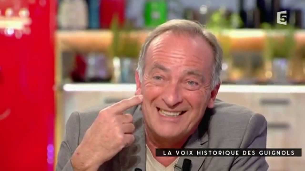 Yves Lecoq, voix historique des Guignols - C à vous - 11/09/2015