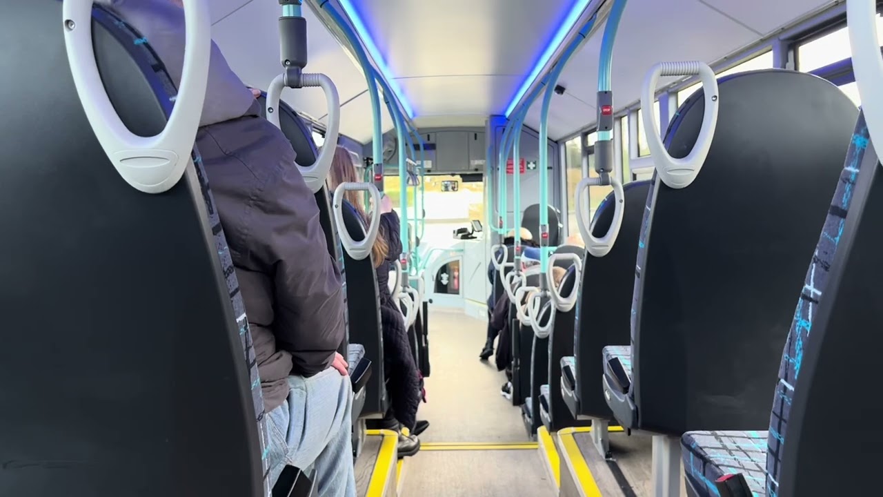 Revs! | Route W8 | Lochs Motor Transport | Volvo B8RLE/MCV Evora | SJ73 HTL