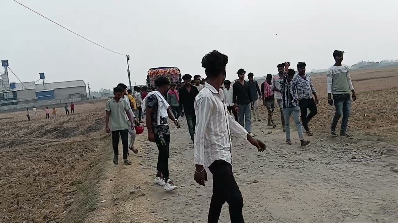 খড়শি তে খেপিমা সাউন্ড 😈 কেমন রোড সো করছে দেখো বন্ধুরা পুরো এলাকা কাঁপাছে দেখো 👑