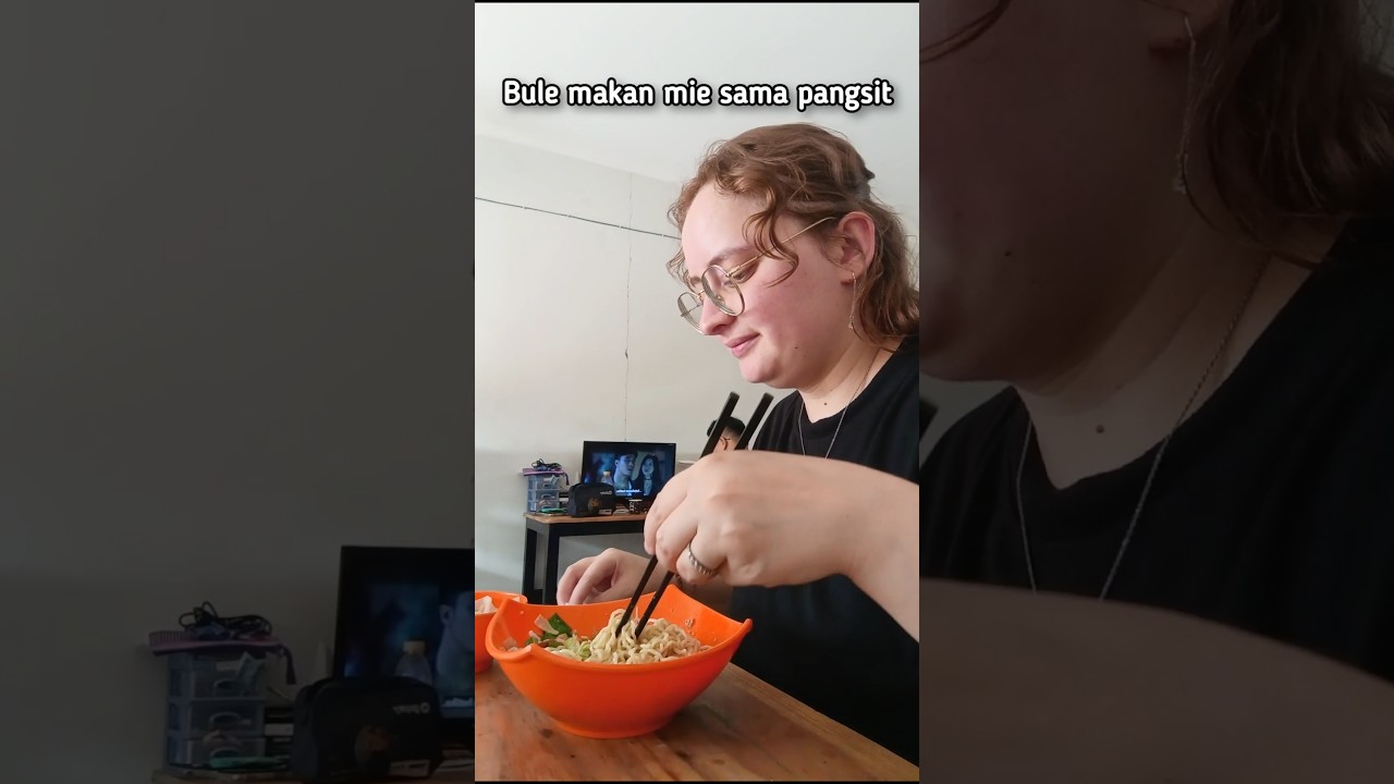 POV : BULE NAGIH KULINERAN INDONESIA 🤣🇷🇺 #shorts #comedy #istribule #bule #viral #fyp #fypシ゚viral