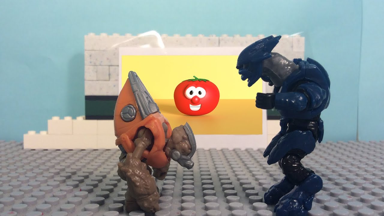 Halo Elite Hates Bob The Tomato (3d Model of Bob by Cmanflip)