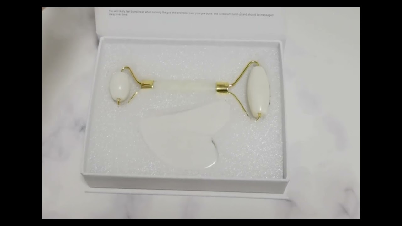 White Jade Roller and Gua Sha set (Take Care Of Your Skin)