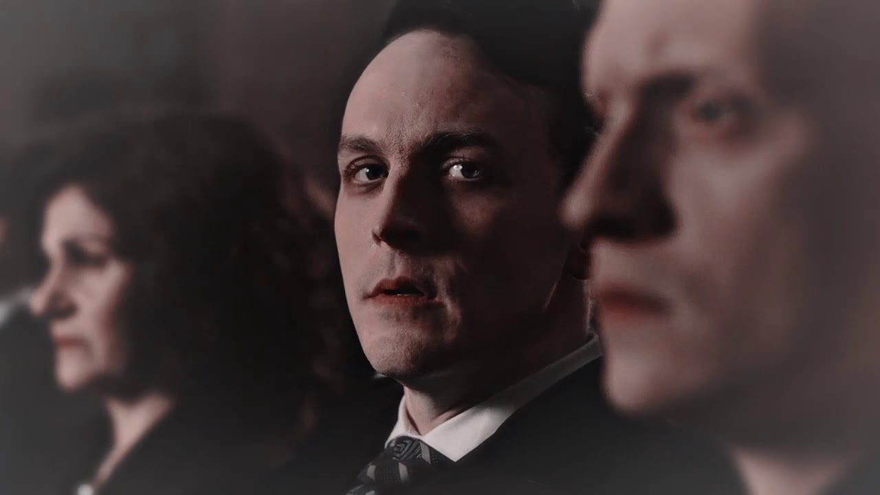 victor zsasz + oswald cobblepot; 