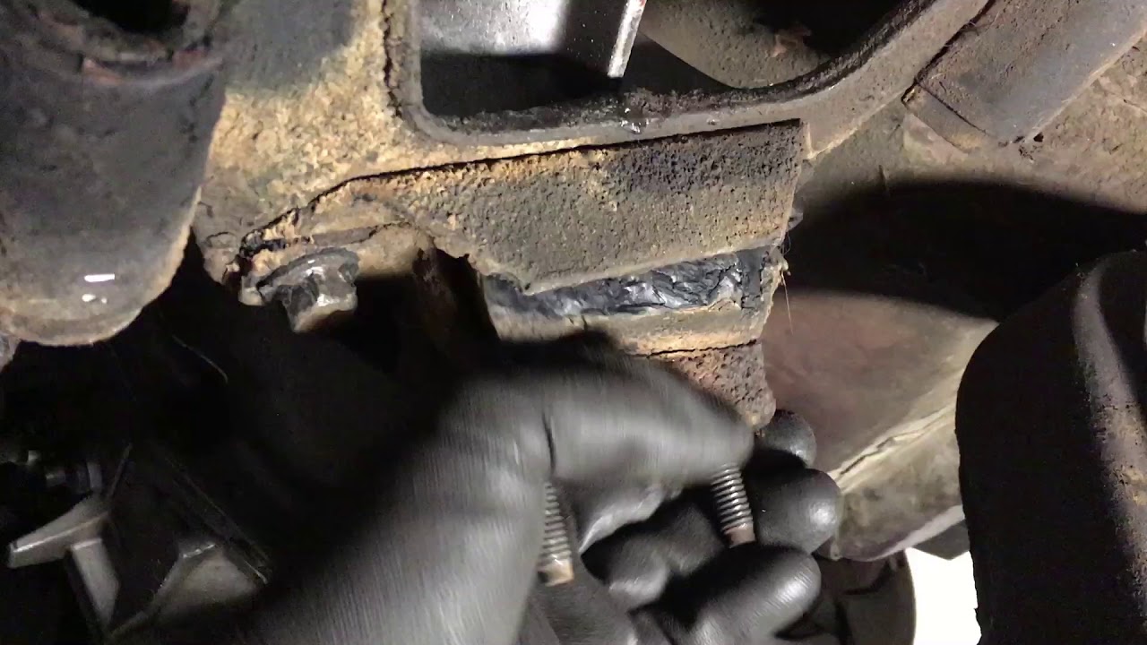 BoxBody Mustang Engine Vibrations? Broken Motor Mounts!