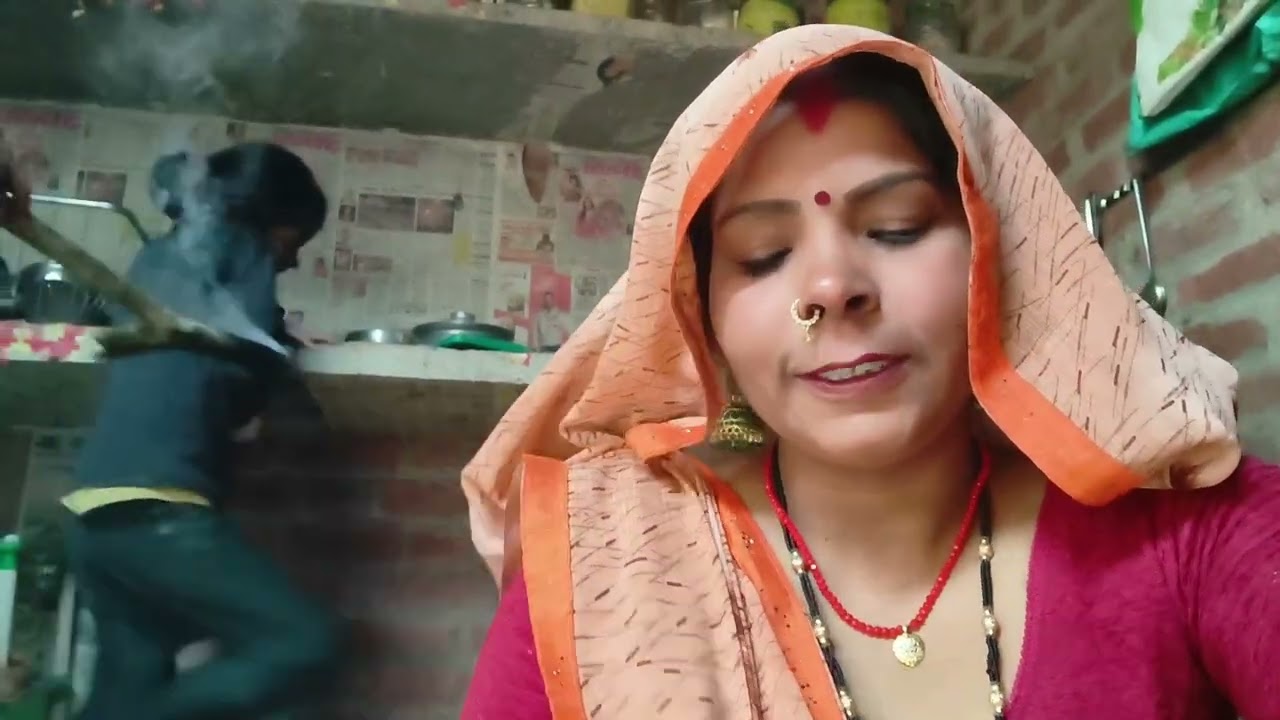 दोस्तों रूपा कुमारी ने आज बनाई थी कचोरी और बाजार के पटवा