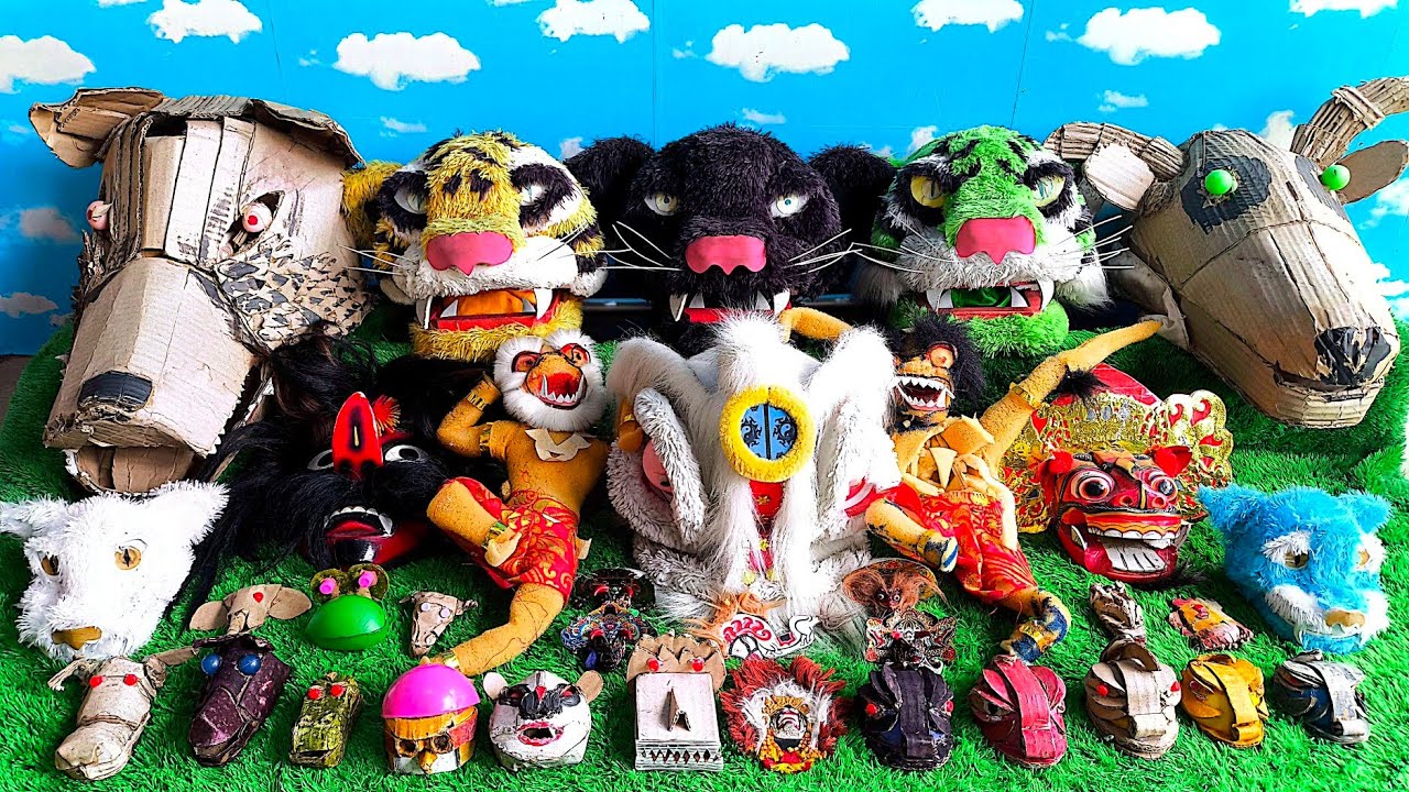 Menemukan barongsai mini dan barongan besar dan barongan demak 873