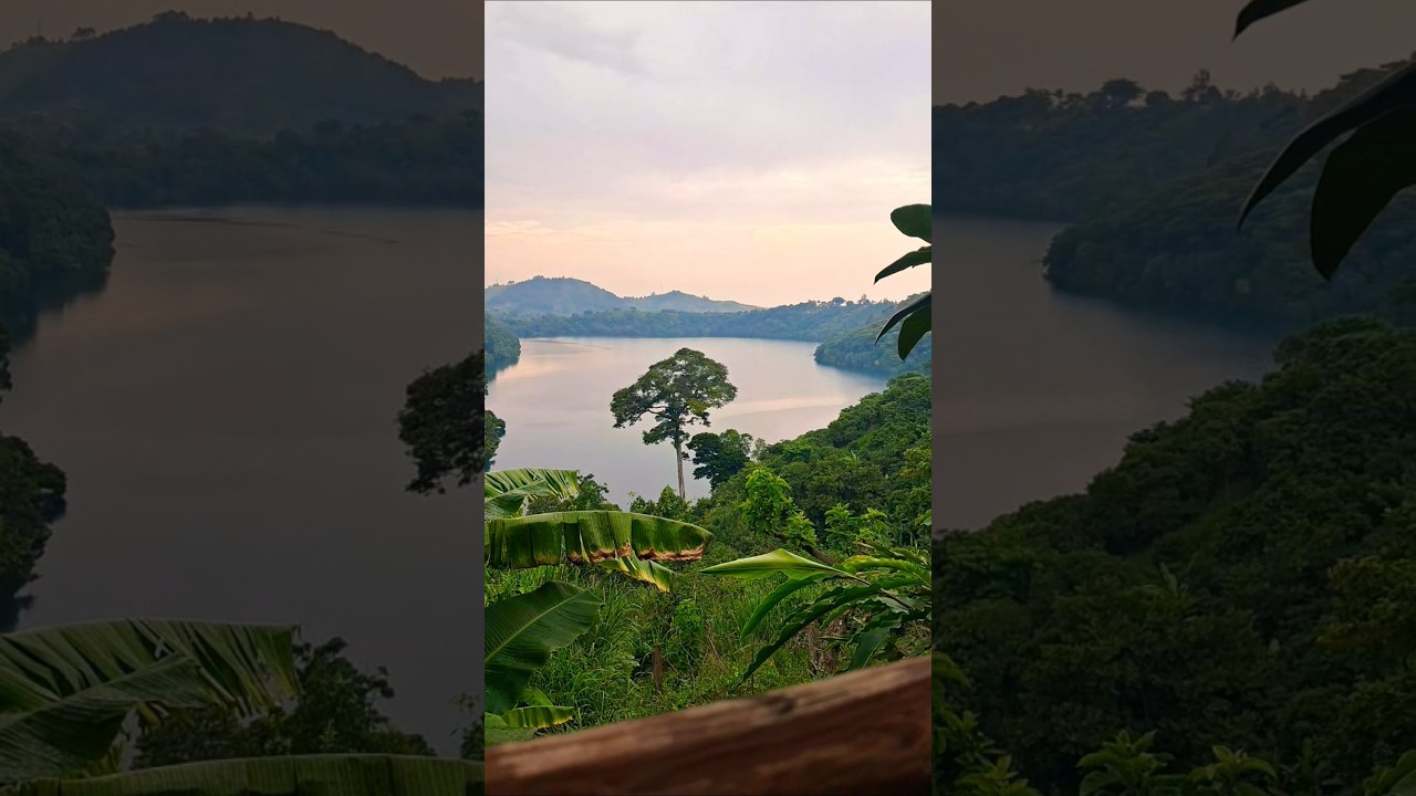 Jezioro kraterowe #jezioro #natura #craterlake #lake #uganda #afryka #fortportal #misjonarz
