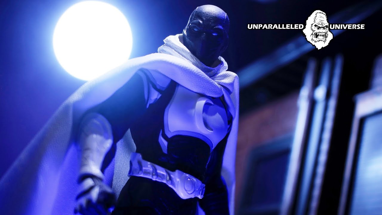 Mezco One:12 Collective Summer Exclusive Moon Knight Review