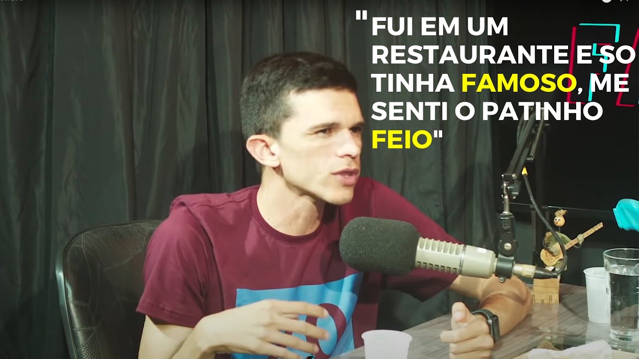 TIAGO CONTA A RESENHA  EM UM DOS RESTAURANTES MAIS CAROS