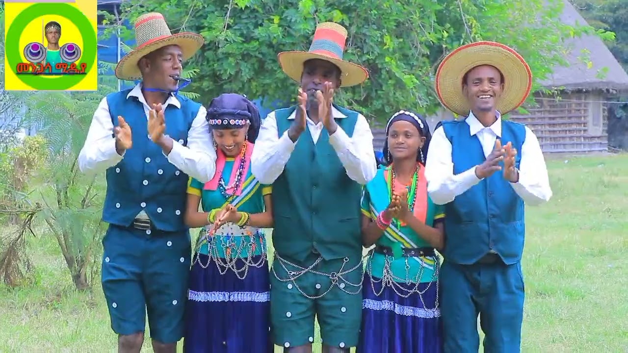 ድምጻዊትሶፍያ ሱልጣን እና ድምጻዊ ረጃቦ አብዶ